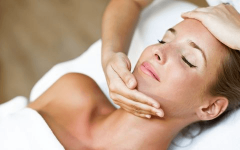 hyaluronic facial treatment beauty day for women